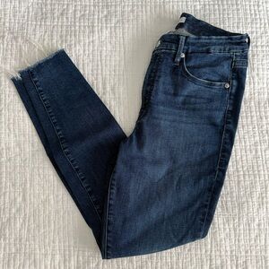 Good American Good Legs Raw Hem Jeans 12/31